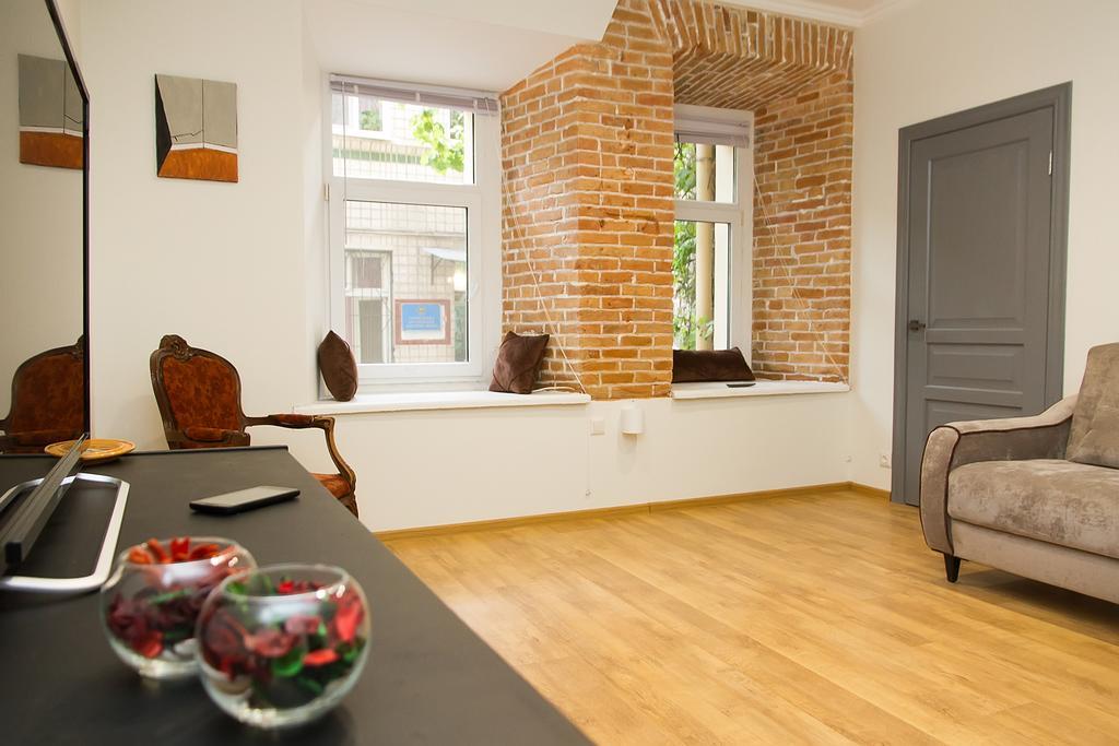 Apartment In The Center Of Odessa Ngoại thất bức ảnh